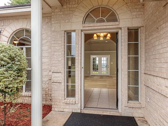 5th image of 109 Lakeview Dr