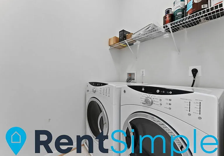 21210 McFadden Sq #402 — Photo 8