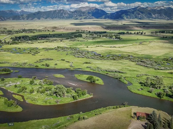 827 & 829 S 2nd St, Ennis, MT 59729