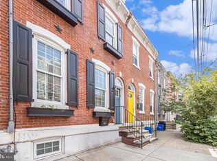 2008 Carpenter St, Philadelphia, PA 19146