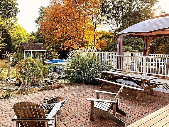 Decks, Patio, Pool, and Shed