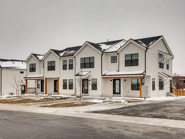 Irving Row LLC — Photo 9
