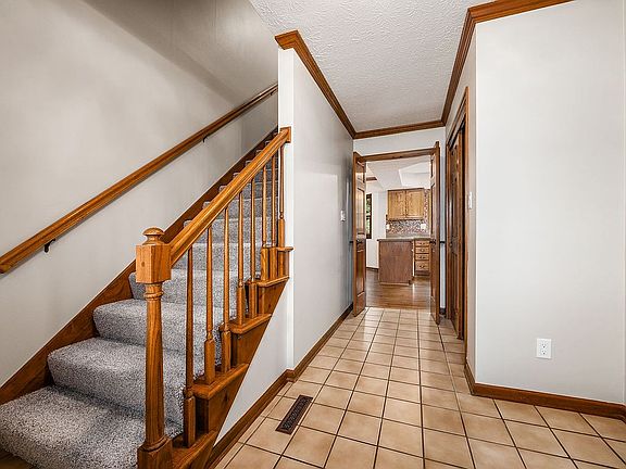 5th image of 8852 Shenandoah Dr NW