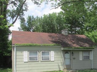 1404 Bel Aire Dr, Belleville, IL