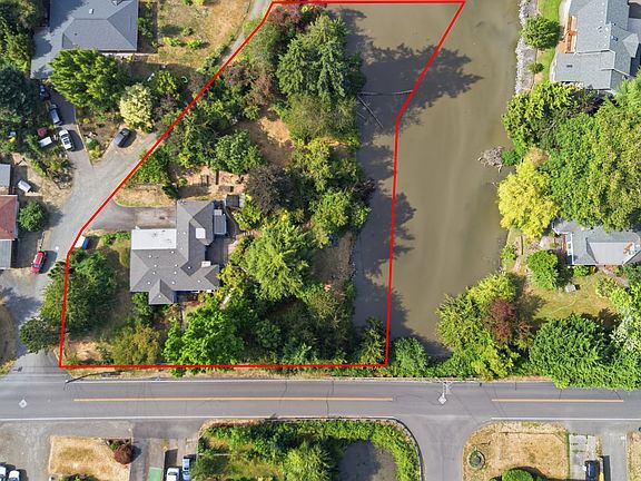 3rd image of 1147 Park Ave