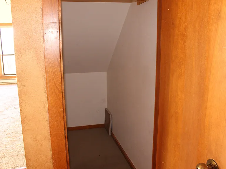 89 Valley View Dr — Photo 7