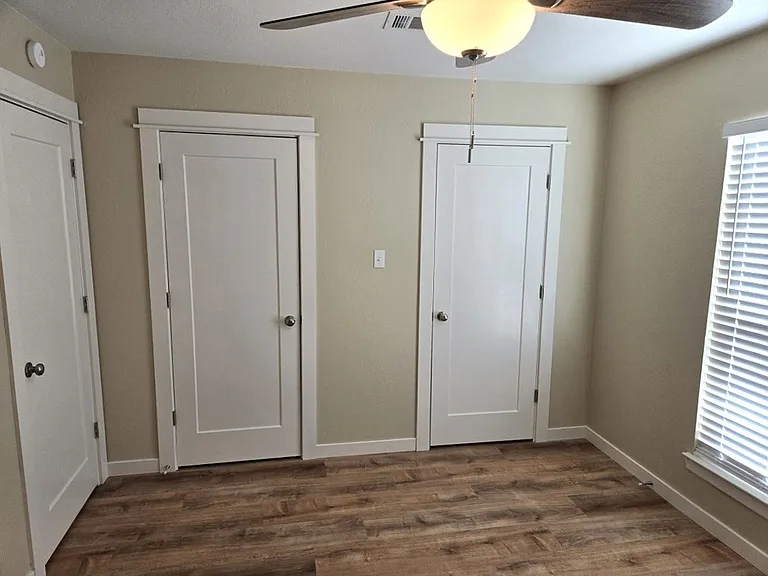 121 N Glenwood Dr #B — Photo 17