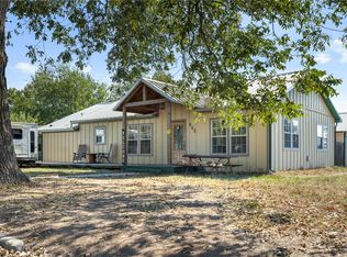 805 W Fawn St, Caldwell, TX 77836
