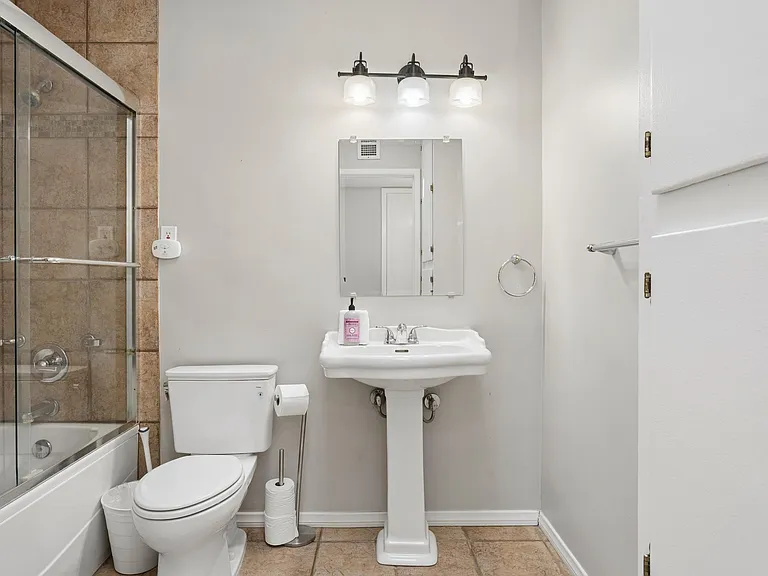 2356 N 85th Pl — Photo 25