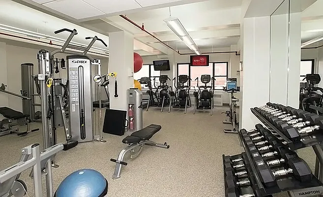 Rented by Manhattan Realty Group | media 6