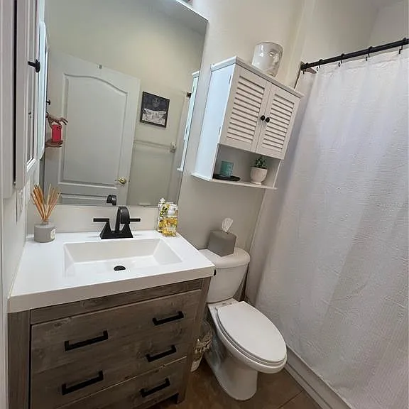 24401 Manchester Trl — Photo 32