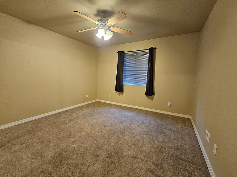2932 E Casa Bonita — Photo 6