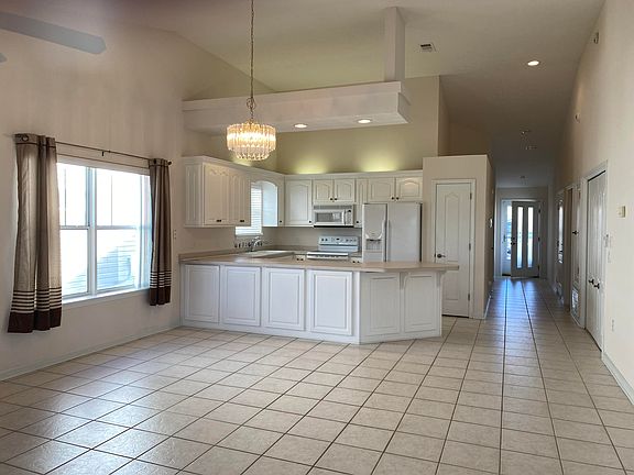 5th image of 1379 Tiger Lake Dr