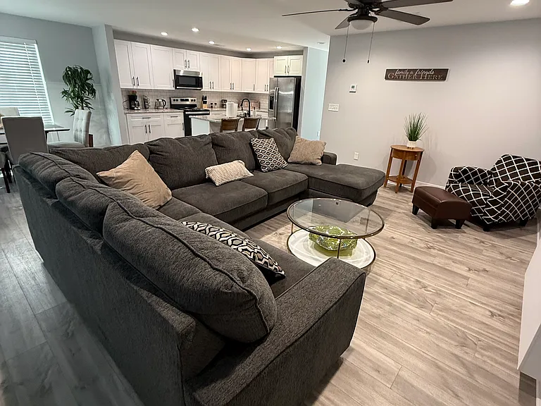 2393 Highpoint Rd — Photo 8
