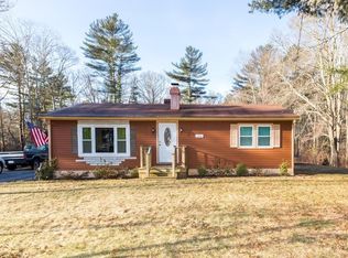 215 High Hill Rd, Dartmouth, MA 02747