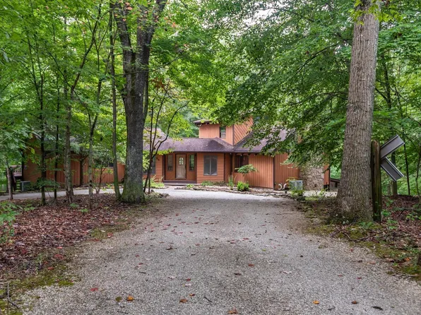 3707 N Upper Birdie Galyan Rd, Bloomington, IN 47408