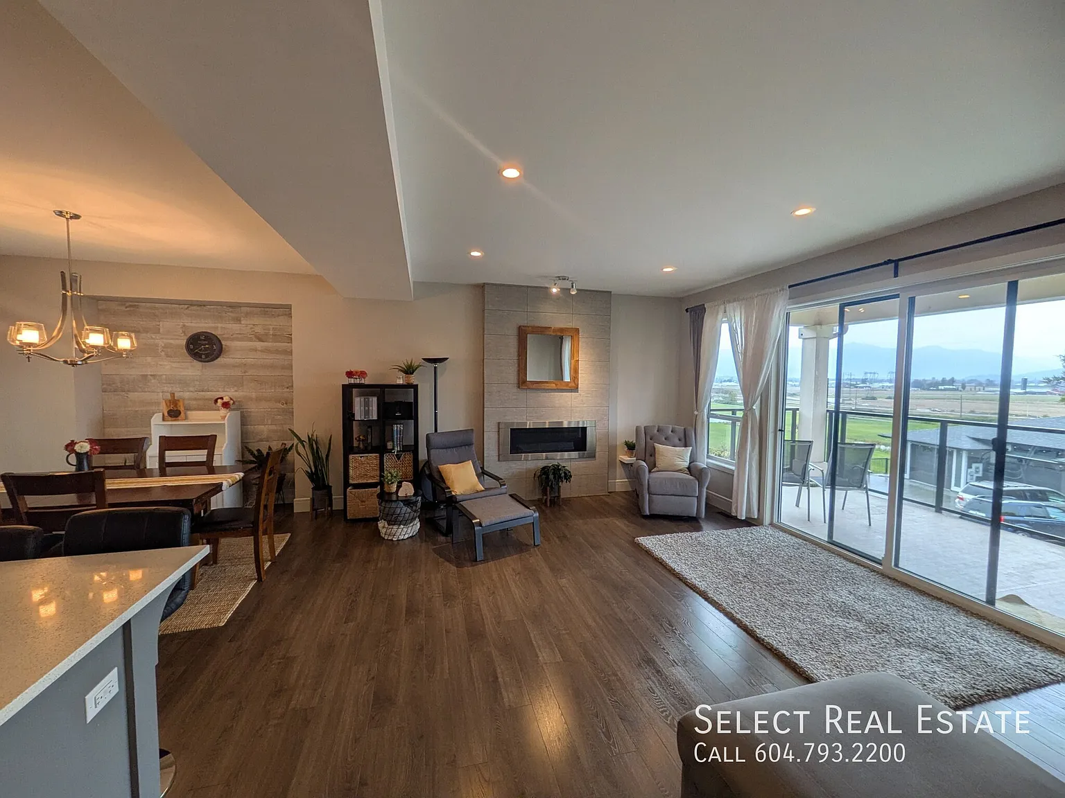 4 bed, 2718 sqft, $3,500 — Photo 4