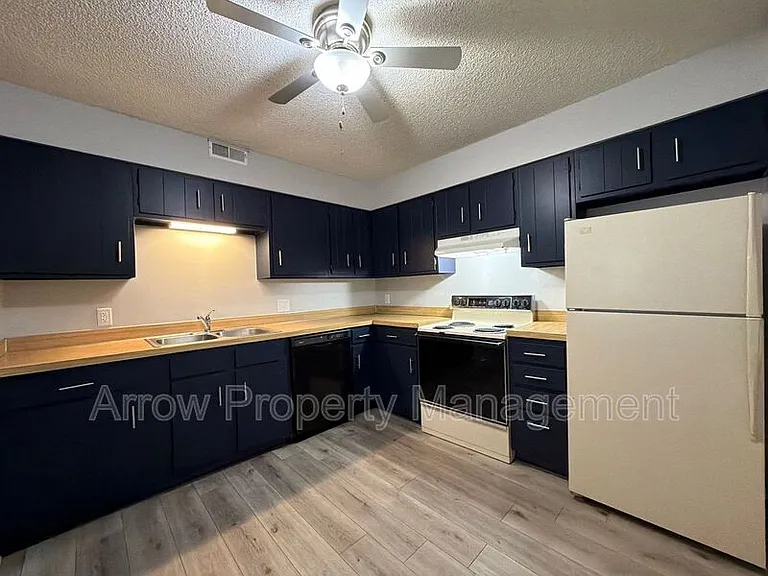 729 H St #1 — Photo 5