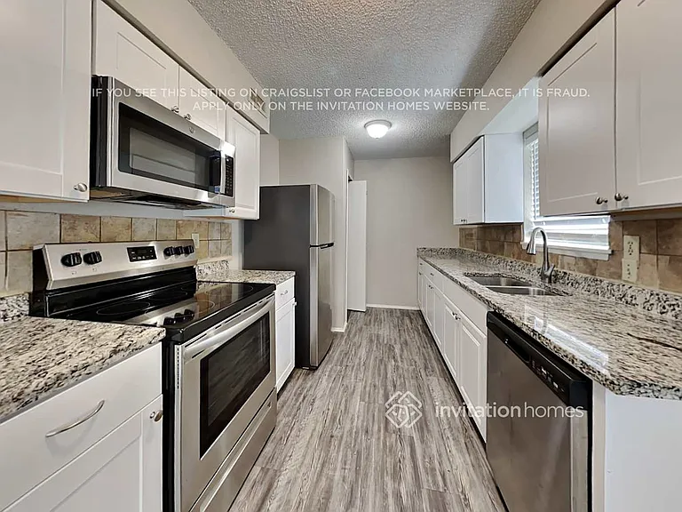 122 Cooper St — Photo 8