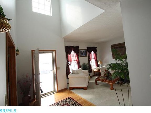 2nd image of 634 Theron St