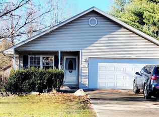 856 Starlight Ct, Herrin, IL 62948