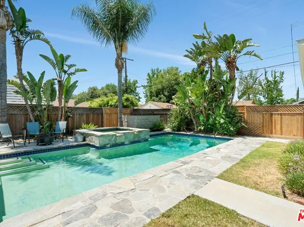 7513 Louise Ave, Van Nuys, CA 91406