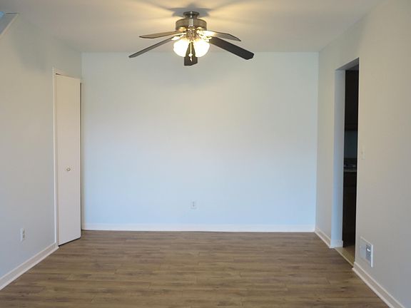 5th image of 6594 Maple Lakes Dr