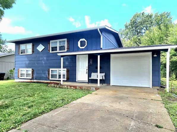 3641 SE Pennsylvania Ave, Topeka, KS 66605