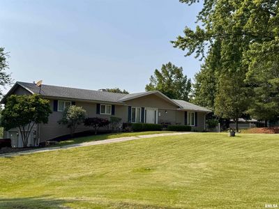15 Elmo Dr, Macomb, IL, 61455