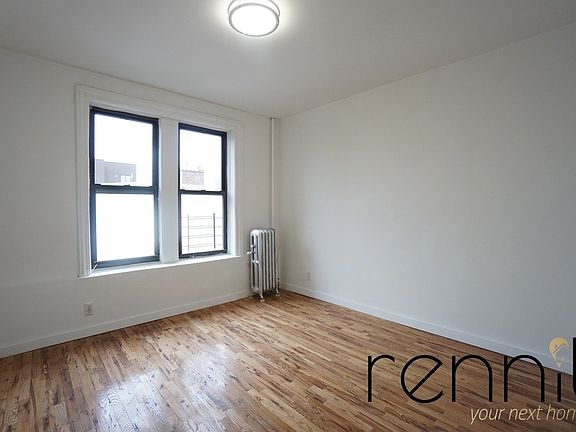 2nd image of 716 Jefferson Ave APT 3C