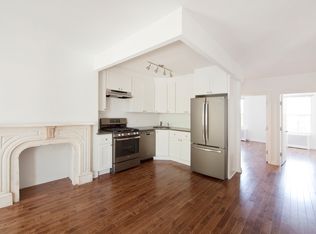 595 Leonard St #3, Brooklyn, NY 11222