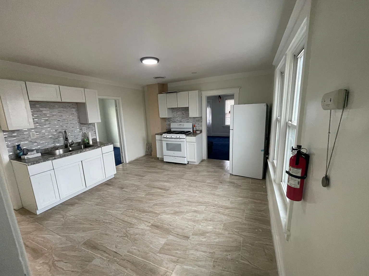 3092 Goodson St — Photo 2