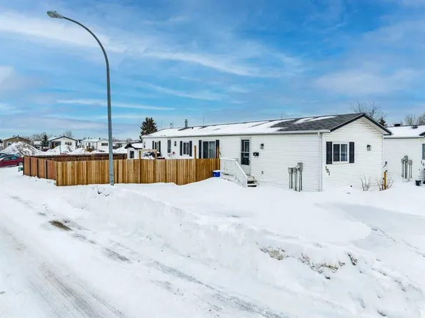 101 SE Grant Bay, Wood Buffalo, AB T9H 5J1