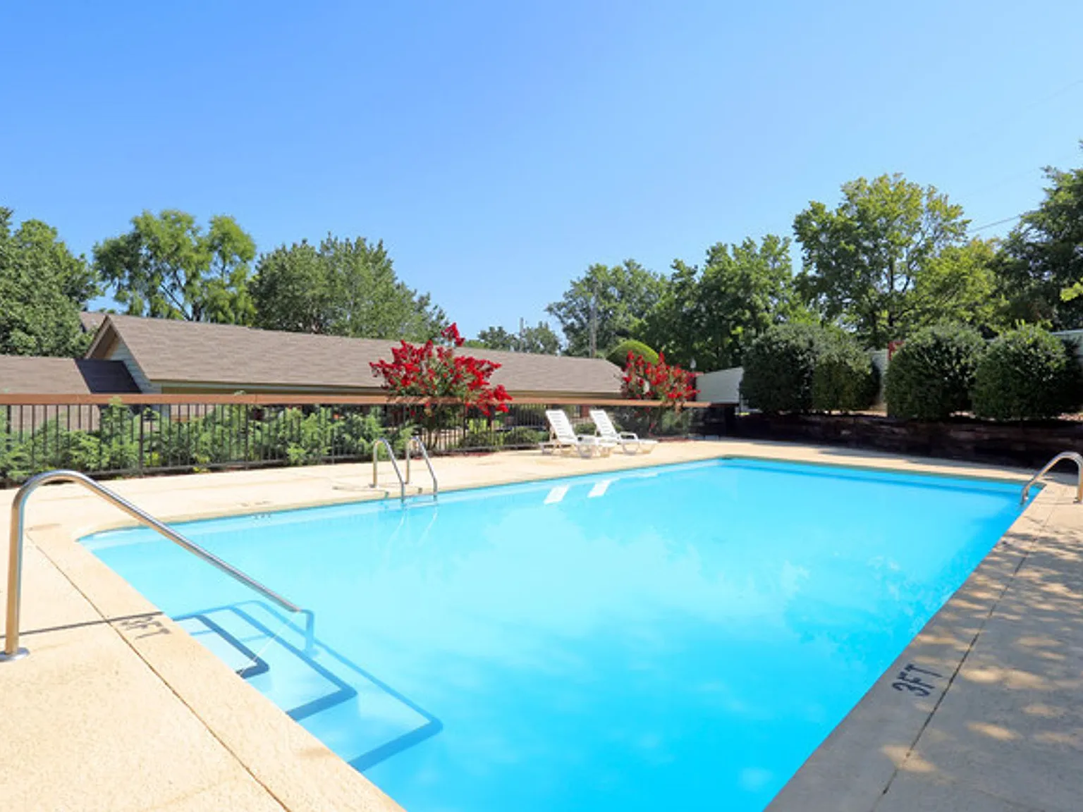 CM Properties of Fort Smith, LLC dba Oakwood Gardens — Photo 3