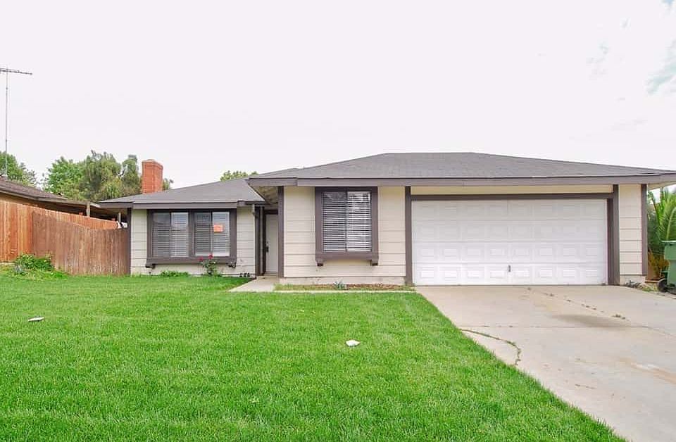 1st image of 12400 Kitching St