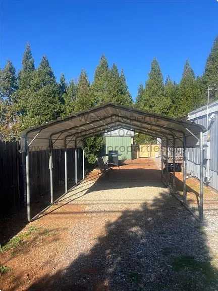 3905 Carson Rd — Photo 2