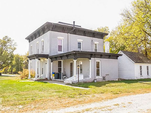 4th image of 1410 Marion Ave
