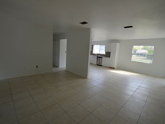 4th image of 4717 McKibben Dr