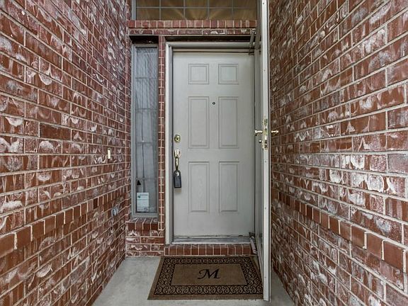 4th image of 2468 Dockside Dr