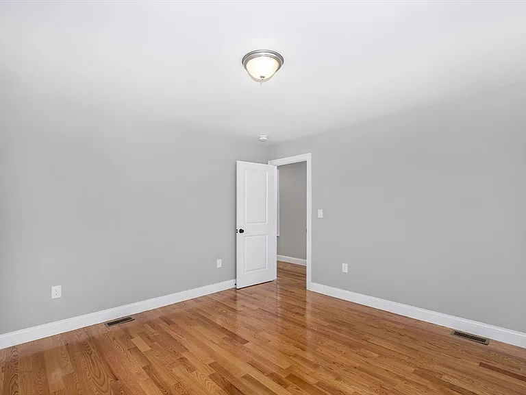 216 Vane St #2 — Photo 13