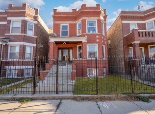 921 N Drake Ave, Chicago, IL 60651