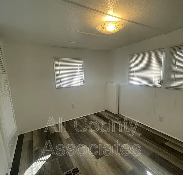 2132 Kepner Dr — Photo 5