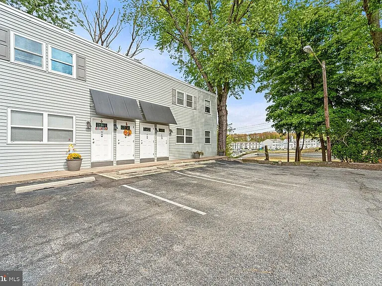 415 Hamilton Ave — Photo 15