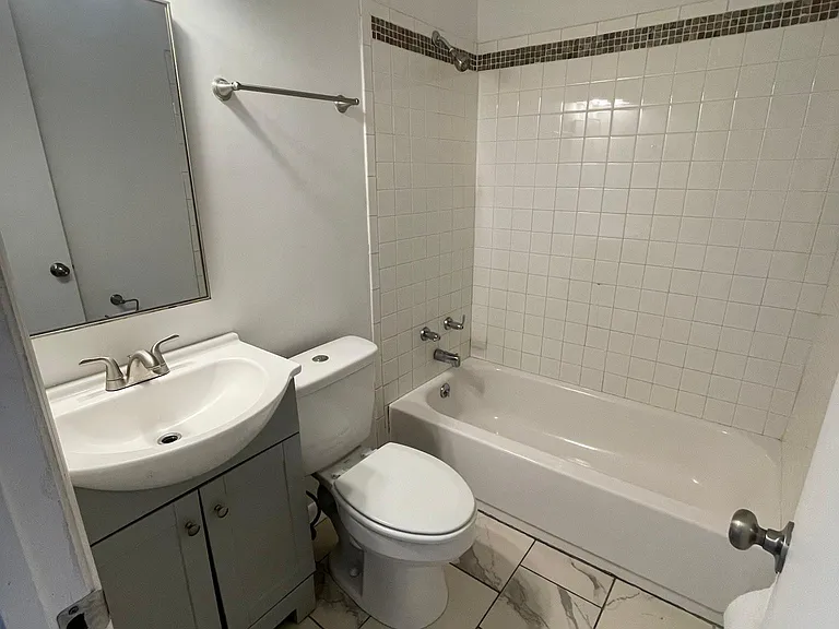 3635 Redmon St #D — Photo 2