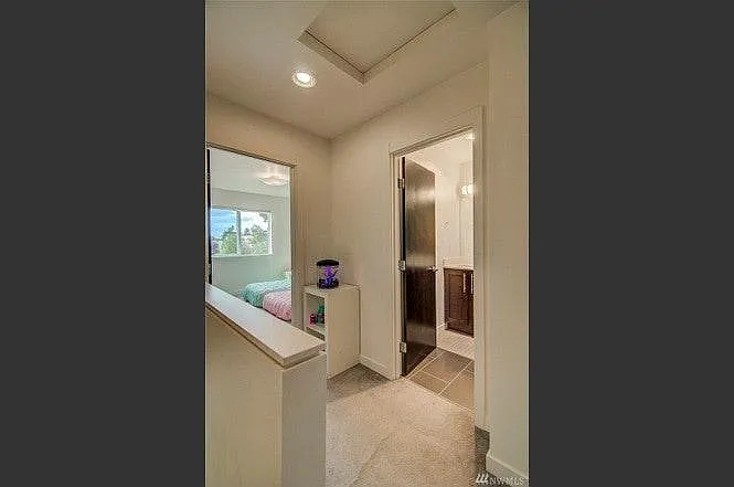 11300 Corliss Ave N — Photo 10