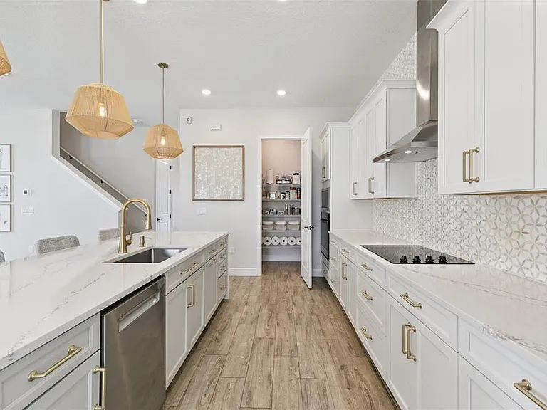 13114 McMillan Dr — Photo 15