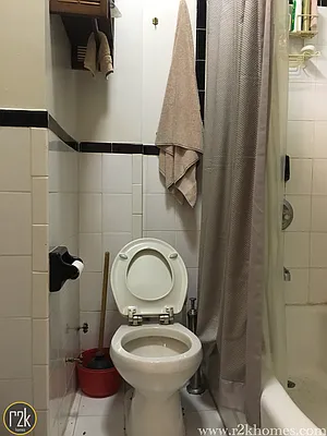 Rented by Realty 2000 Corp | media 46