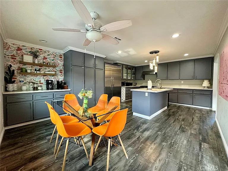 1331 S Sunrise Way — Photo 10