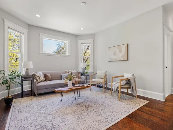 34 Catherine St #6, Roslindale, MA 02131