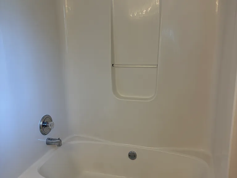 214 Bainbridge Cir — Photo 18